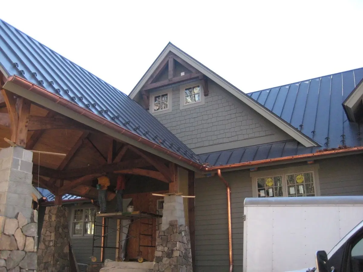 Craftsman Roofing team delivering quality roofing work in Pasco West